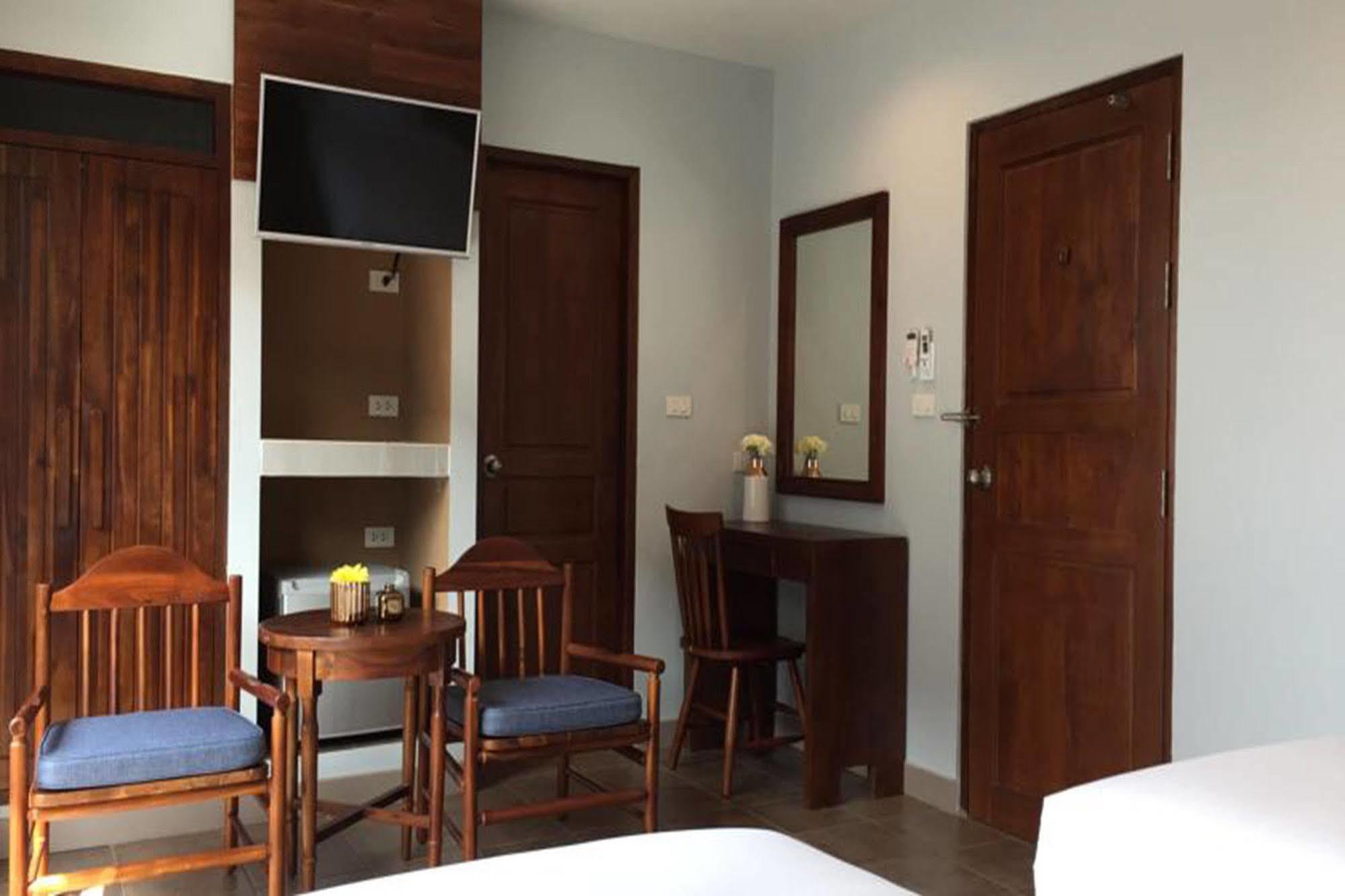Carunda Hotel Ban Nong Hin  Extérieur photo